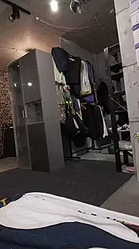 Krasav4ik4ik online show from September 2025 07:58:02 PM