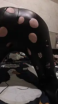 Krasav4ik4ik online show from October 2025 05:54:02 PM