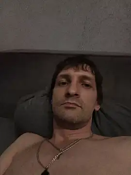 Krasav4ik4ik online show from April 2026 06:13:02 PM