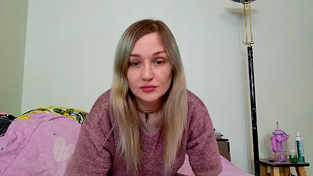 Snapshot of ModelEva chatting on March 2026 11:04:01 AM ModelEva online show from March 2026 11:04:01 AM