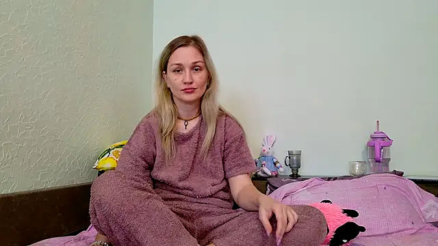 Snapshot of ModelEva chatting on March 2026 11:32:02 AM ModelEva online show from March 2026 11:32:02 AM