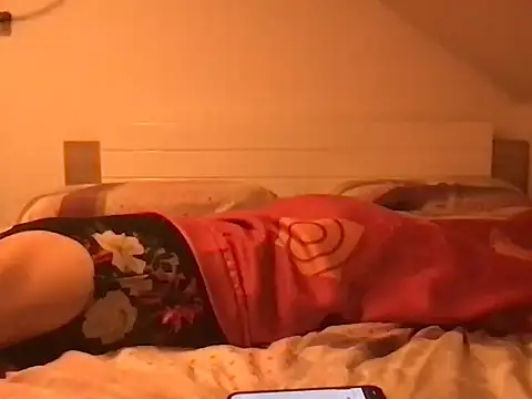 Moistdevil online show from January 2025 06:52:01 PM