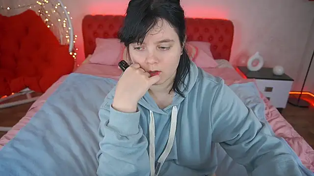 LittleShyy online show from January 2025 01:25:02 PM