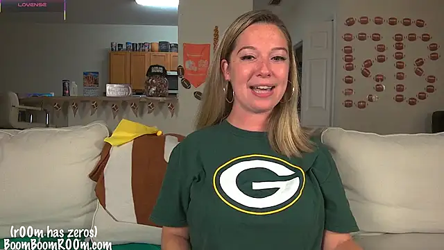 boomboomr00m online show from September 2025 12:33:01 AM