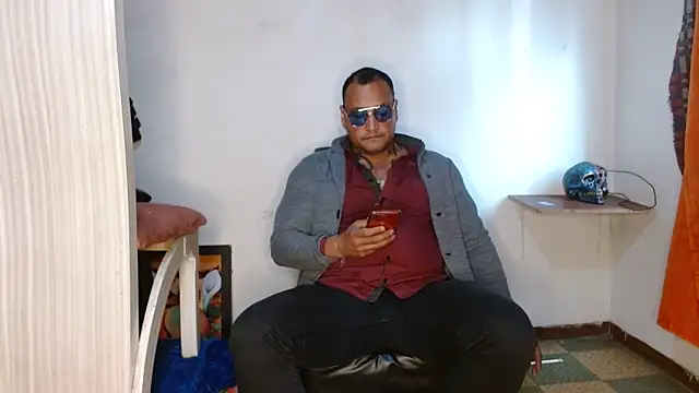 hardrock982 online show from March 2025 01:37:02 PM