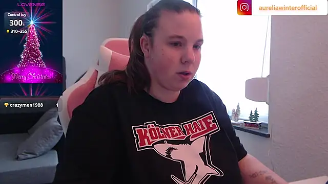 Snapshot of AureliaWinter chatting on December 2024 11:29:02 AM AureliaWinter online show from December 2024 11:29:02 AM