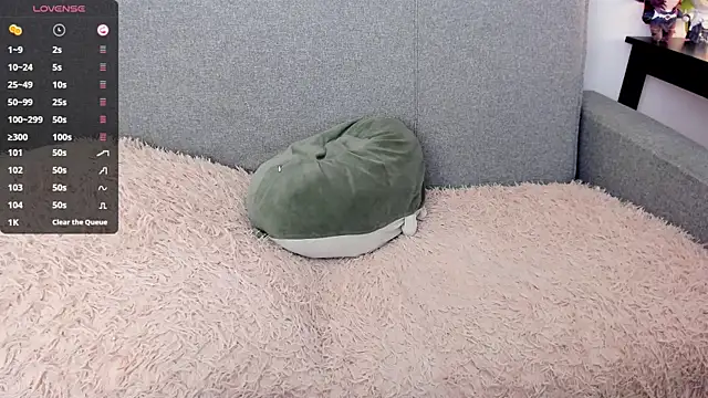 Snapshot of loliwoods chatting on March 2025 04:30:02 AM loliwoods online show from March 2025 04:30:02 AM