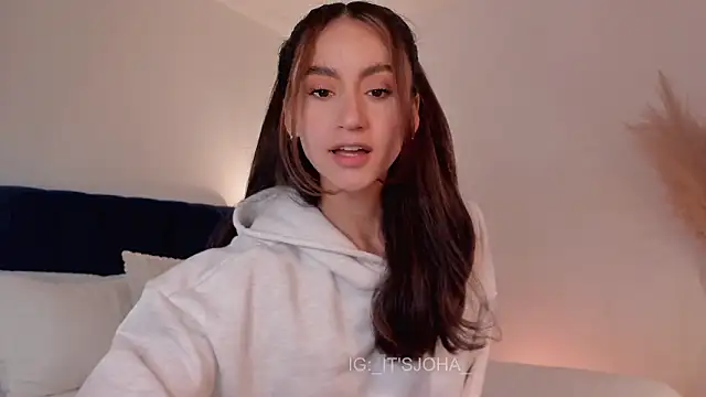  Amatista online show from February 2026 04:19:01 PM