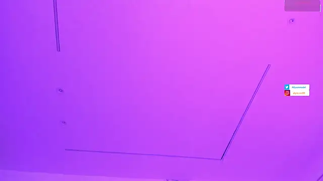 alysson 18 online show from July 2026 02:03:01 PM