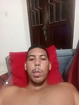 Vinicius5890 online show from May 2026 09:32:02 PM