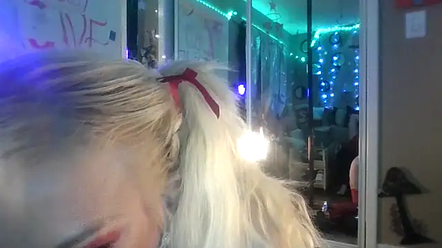 Snapshot of marilyn420 chatting on June 2026 07:23:01 AM marilyn420 online show from June 2026 07:23:01 AM