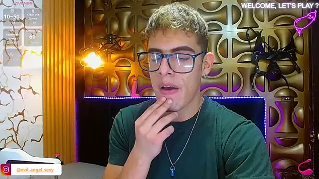 angel sexyevil online show from November 2025 12:25:01 PM