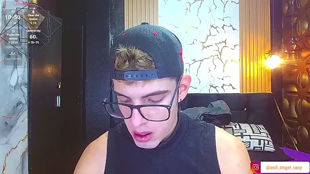 angel sexyevil online show from January 2026 12:18:01 PM