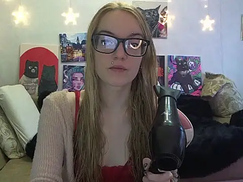 SecretSophia online show from October 2025 10:30:01 AM