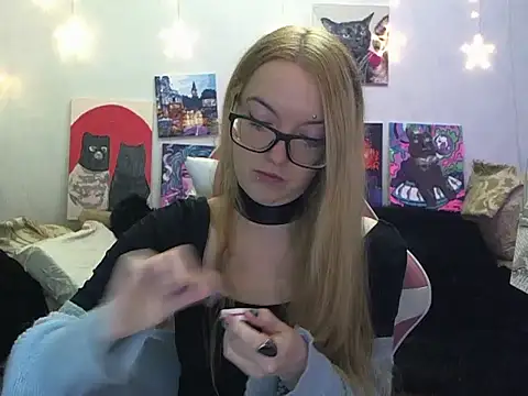 SecretSophia online show from October 2025 01:12:01 PM