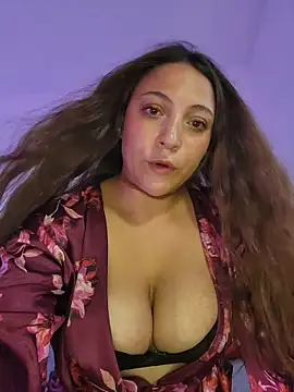 VickyHoult online show from October 2025 08:40:02 PM