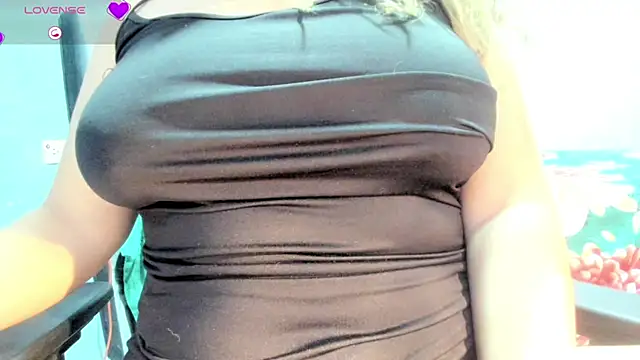 Tiffany teressa online show from October 2025 04:18:02 AM