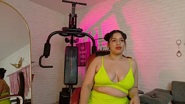 Roxahank online show from January 2026 08:11:02 PM