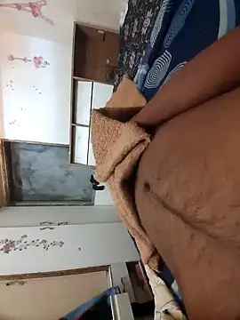 Snapshot of raji9290 chatting on February 2025 06:42:02 AM raji9290 online show from February 2025 06:42:02 AM