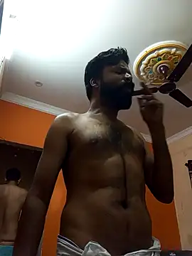 arhan3043 online show from December 2024 05:01:01 PM