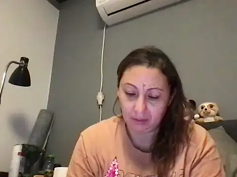 Snapshot of maryxex28 chatting on November 2025 05:40:02 AM maryxex28 online show from November 2025 05:40:02 AM