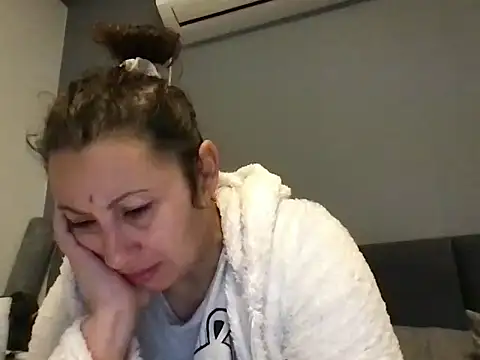 Snapshot of maryxex28 chatting on November 2025 05:08:02 AM maryxex28 online show from November 2025 05:08:02 AM