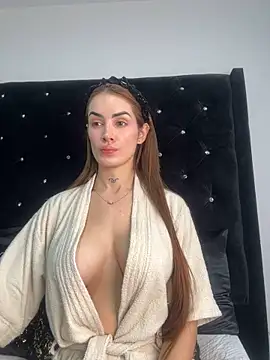 SofiaCarter online show from December 2024 08:39:01 PM