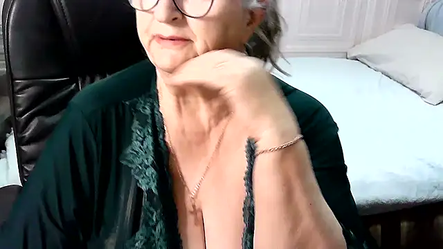 LolkaAlyss online show from March 2026 06:14:01 PM