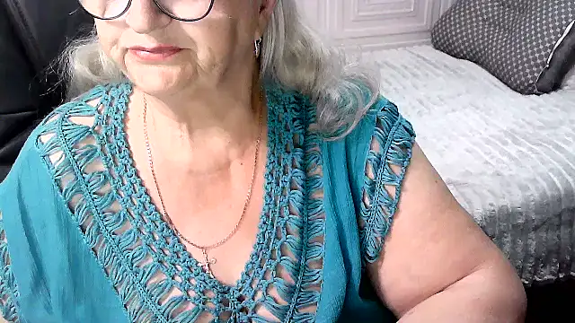 Snapshot of LolkaAlyss chatting on June 2026 07:48:01 PM LolkaAlyss online show from June 2026 07:48:01 PM