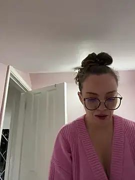 FemDom RubyKnightXXO online show from January 2025 12:50:02 PM