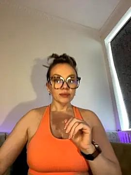 FemDom RubyKnightXXO online show from September 2025 05:02:01 PM