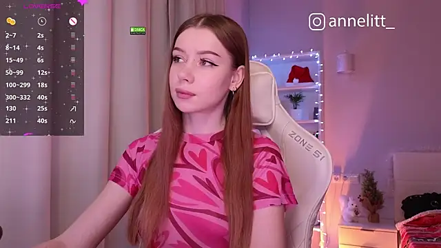 Snapshot of Annelitt chatting on January 2025 07:28:01 PM Annelitt online show from January 2025 07:28:01 PM