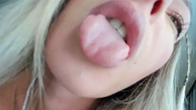 StarryHanna online show from September 2025 12:05:01 PM