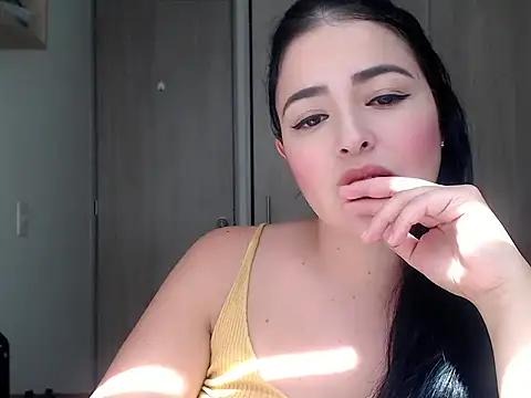 Snapshot of Aleska__Bell chatting on September 2025 02:53:01 PM Aleska Bell online show from September 2025 02:53:01 PM