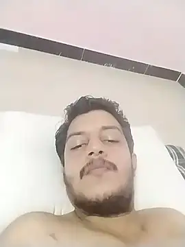 dzboy1994 online show from November 2025 04:33:01 PM