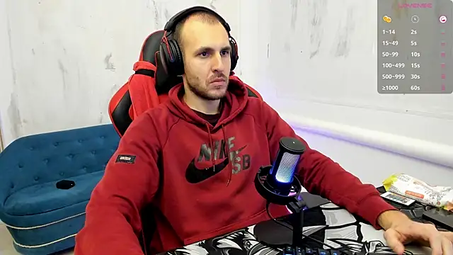 Raamoss online show from December 2024 09:28:01 PM