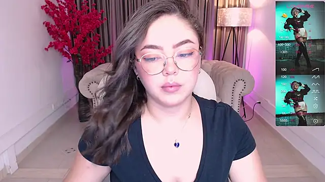 Snapshot of emmy_walker chatting on January 2025 11:03:01 AM emmy walker online show from January 2025 11:03:01 AM