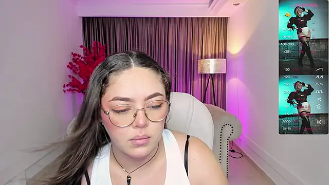 Snapshot of emmy_walker chatting on February 2025 11:05:02 AM emmy walker online show from February 2025 11:05:02 AM
