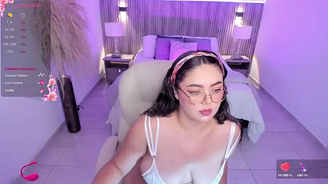 Snapshot of emmy_walker chatting on September 2025 11:04:02 AM emmy walker online show from September 2025 11:04:02 AM