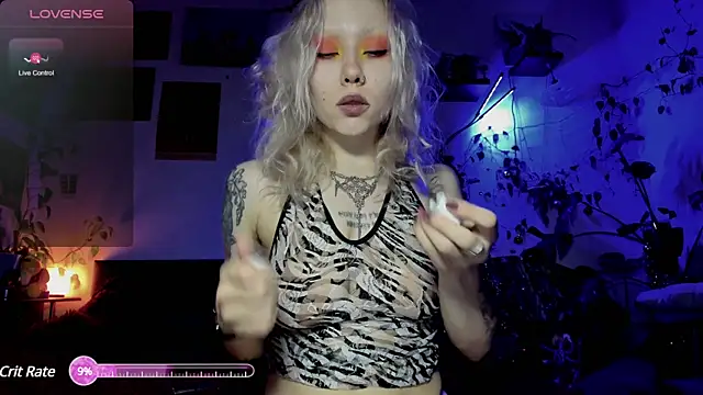 olivecum online show from March 2025 01:06:02 PM