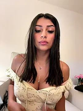 Snapshot of sweetAli_ chatting on November 2025 09:17:02 AM sweetAli online show from November 2025 09:17:02 AM