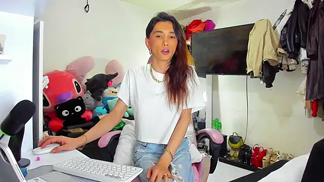 Lawrncesofiets online show from October 2025 01:58:02 AM