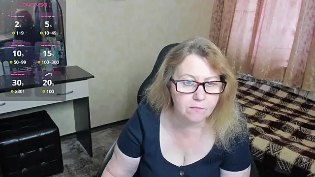 Snapshot of Frau_Marta chatting on February 2025 10:57:01 AM Frau Marta online show from February 2025 10:57:01 AM