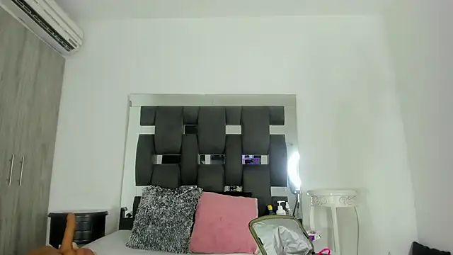 tanyyaa online show from February 2025 10:40:01 AM