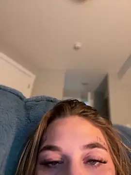 Snapshot of chloetease chatting on March 2025 02:49:02 AM chloetease online show from March 2025 02:49:02 AM