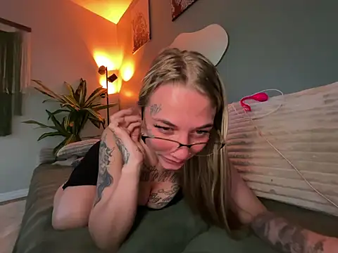 chloetease online show from July 2026 03:00:02 AM