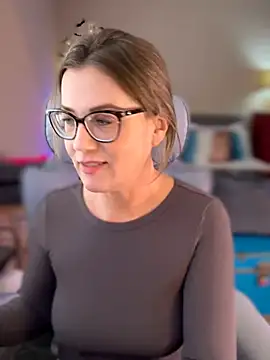 Snapshot of MaiseKnox chatting on August 2026 08:55:01 PM MaiseKnox online show from August 2026 08:55:01 PM