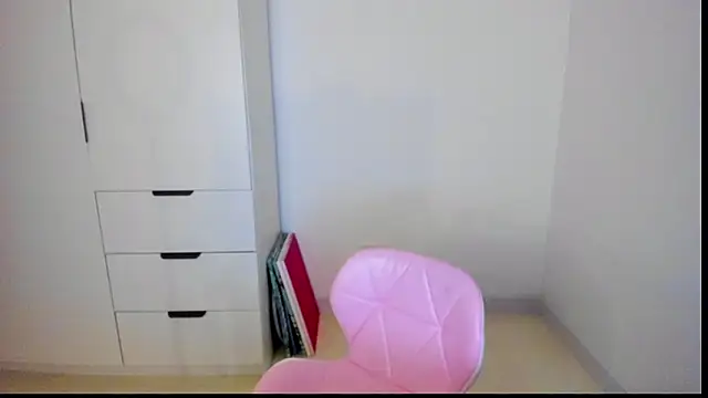 MiaStripDance online show from February 2026 05:21:01 PM