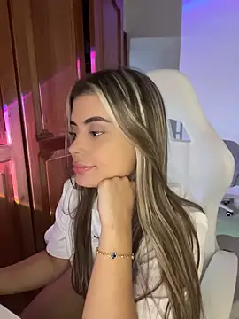Snapshot of Miss_valeriaa chatting on June 2026 10:54:01 PM Miss valeriaa online show from June 2026 10:54:01 PM