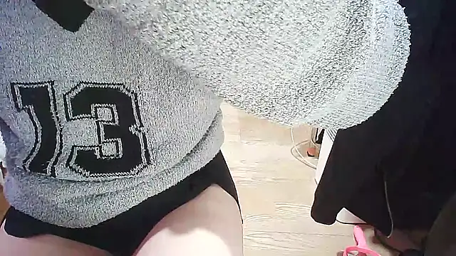 Snapshot of cindy01113520 chatting on February 2025 02:23:02 AM cindy01113520 online show from February 2025 02:23:02 AM